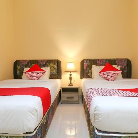 โอโย 2280 วิสมา กุนตูร์ 2 Hotel เดนปาซาร์ ภายนอก รูปภาพ