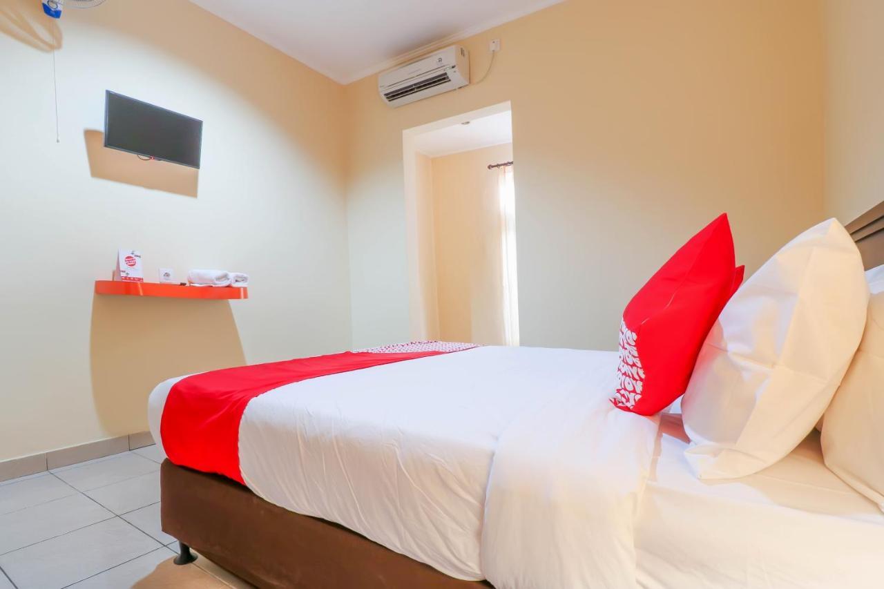 โอโย 2280 วิสมา กุนตูร์ 2 Hotel เดนปาซาร์ ภายนอก รูปภาพ