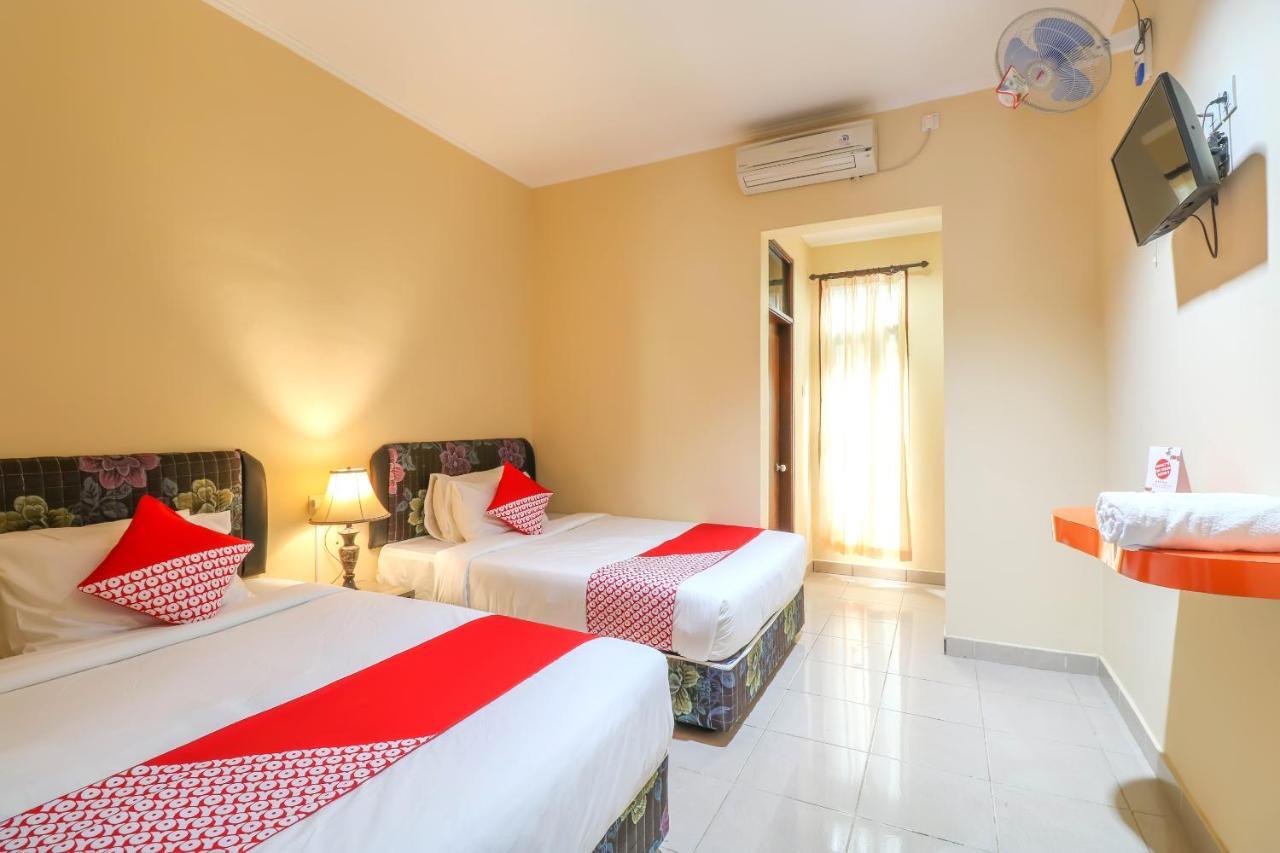 โอโย 2280 วิสมา กุนตูร์ 2 Hotel เดนปาซาร์ ภายนอก รูปภาพ