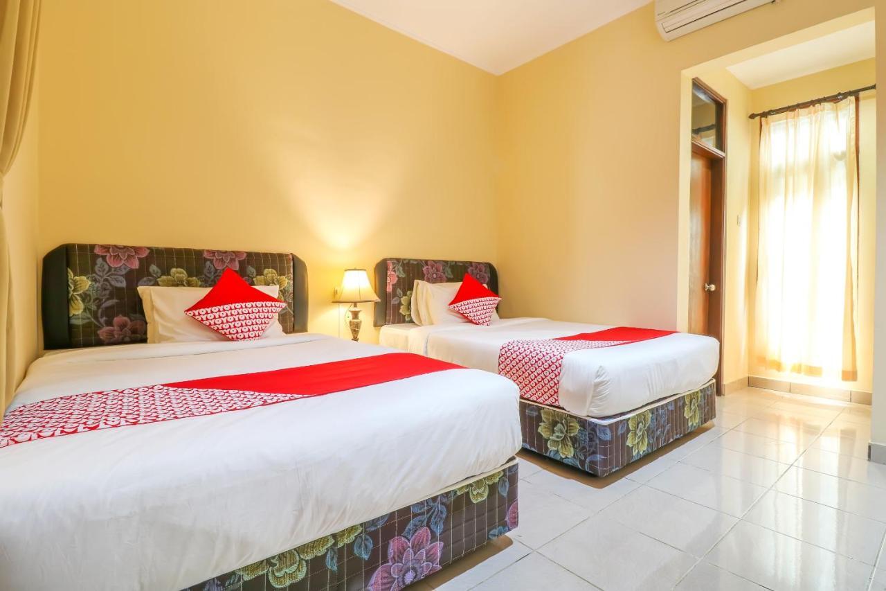 โอโย 2280 วิสมา กุนตูร์ 2 Hotel เดนปาซาร์ ภายนอก รูปภาพ